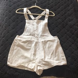 Super cute white denim overall shorts